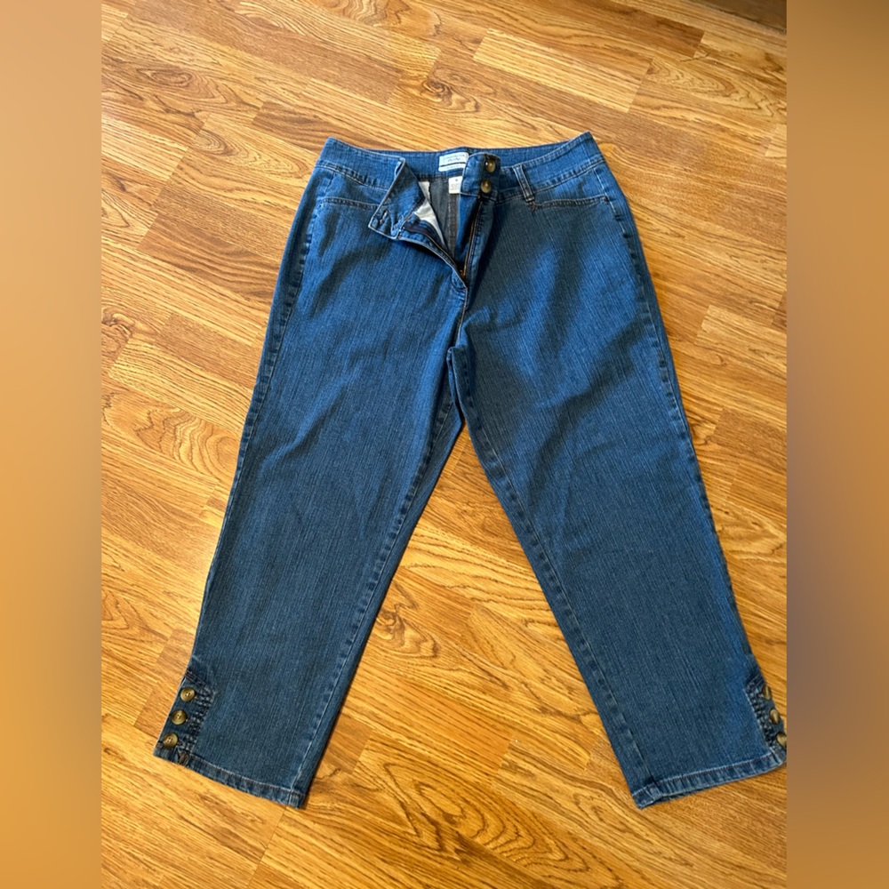 Charter Club Classic Fit cropped denim jeans 16